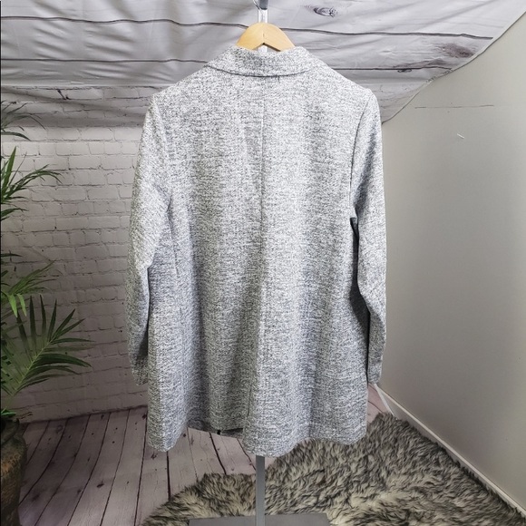 Torrid Long Gray Stretch Knit Boyfriend Blazer Plus Size Career Office In Size 2 - Picture 8 of 10